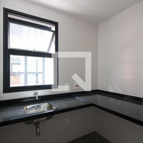 Casa de condomínio à venda com 225m², 3 quartos e 2 vagas Casa de condomínio à venda com 225m², 3 quartos e 2 vagasÁrea de Serviço