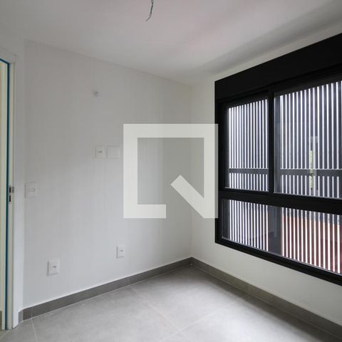 Casa de condomínio à venda com 225m², 3 quartos e 2 vagas Casa de condomínio à venda com 225m², 3 quartos e 2 vagasQuarto 1