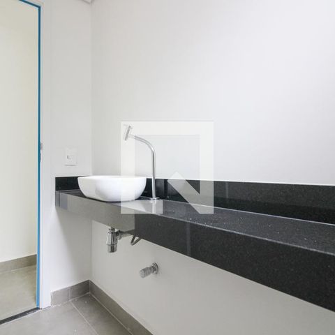 Casa de condomínio à venda com 225m², 3 quartos e 2 vagas Casa de condomínio à venda com 225m², 3 quartos e 2 vagasLavabo