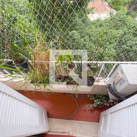 Apartamento à venda com 96m², 3 quartos e 1 vaga Apartamento à venda com 96m², 3 quartos e 1 vagaSacada/Sala