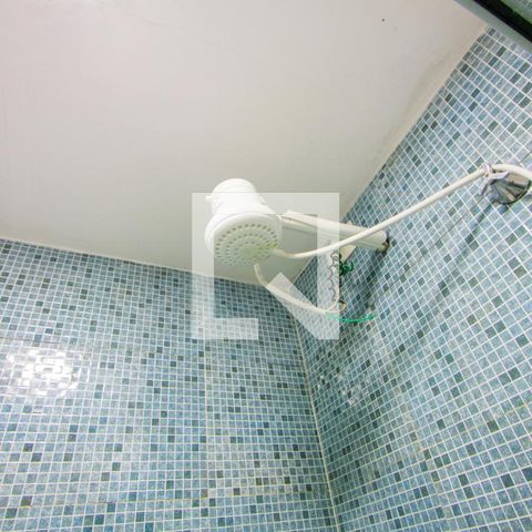 Apartamento à venda com 35m², 2 quartos e sem vaga Apartamento à venda com 35m², 2 quartos e sem vagaBanheiro