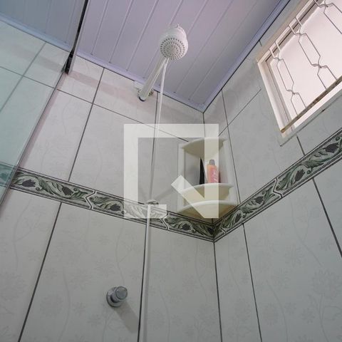 Casa à venda com 170m², 4 quartos e 2 vagasBanheiro Corredor