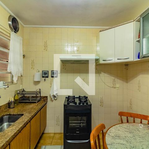 Casa à venda com 248m², 4 quartos e 2 vagas Casa à venda com 248m², 4 quartos e 2 vagasCozinha casa 2