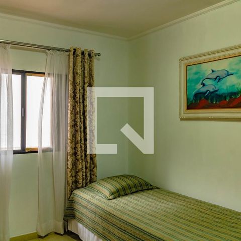 Casa à venda com 248m², 4 quartos e 2 vagas Casa à venda com 248m², 4 quartos e 2 vagasQuarto 1 casa 2