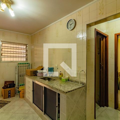 Casa à venda com 248m², 4 quartos e 2 vagas Casa à venda com 248m², 4 quartos e 2 vagasCozinha casa 3