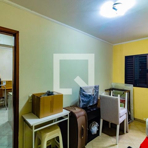 Casa à venda com 248m², 4 quartos e 2 vagas Casa à venda com 248m², 4 quartos e 2 vagasQuarto 1 casa 3