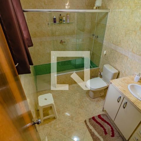 Casa à venda com 248m², 4 quartos e 2 vagas Casa à venda com 248m², 4 quartos e 2 vagasBanheiro Quarto 2 casa 2