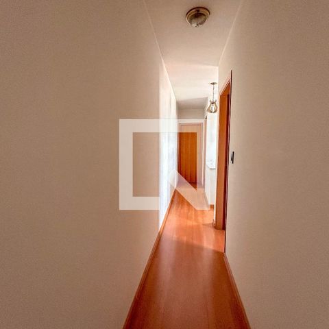 Casa à venda com 139m², 3 quartos e 2 vagasCorredor