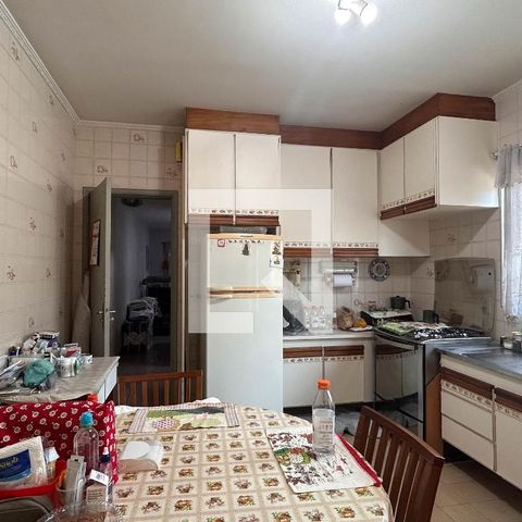 Casa à venda com 139m², 3 quartos e 2 vagasCozinha