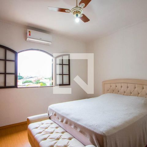 Casa para alugar com 278m², 3 quartos e 5 vagasQuarto 1 - Suíte