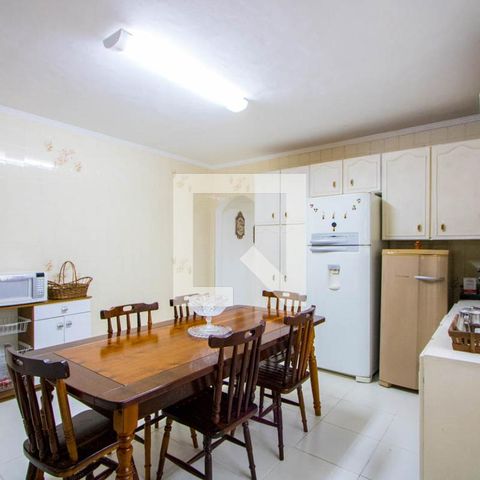 Casa para alugar com 278m², 3 quartos e 5 vagasCozinha