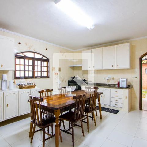 Casa para alugar com 278m², 3 quartos e 5 vagasCozinha
