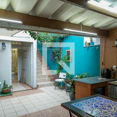 Casa à venda com 157m², 3 quartos e 2 vagas Casa à venda com 157m², 3 quartos e 2 vagasQuintal