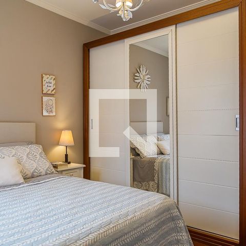 Casa à venda com 157m², 3 quartos e 2 vagas Casa à venda com 157m², 3 quartos e 2 vagasSuíte