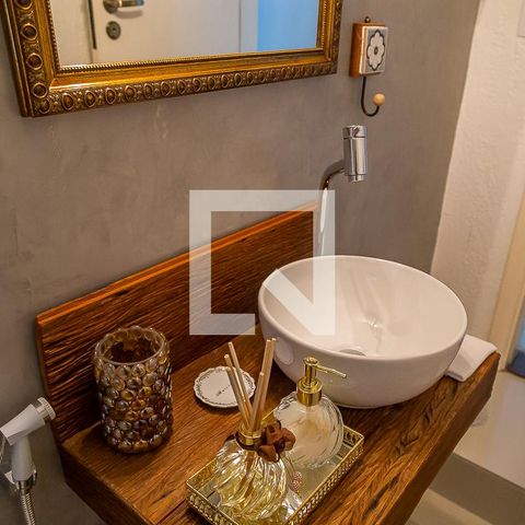 Casa à venda com 157m², 3 quartos e 2 vagas Casa à venda com 157m², 3 quartos e 2 vagasLavabo - Pia