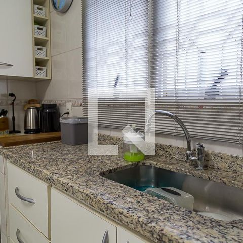 Casa à venda com 157m², 3 quartos e 2 vagas Casa à venda com 157m², 3 quartos e 2 vagasCozinha - pia