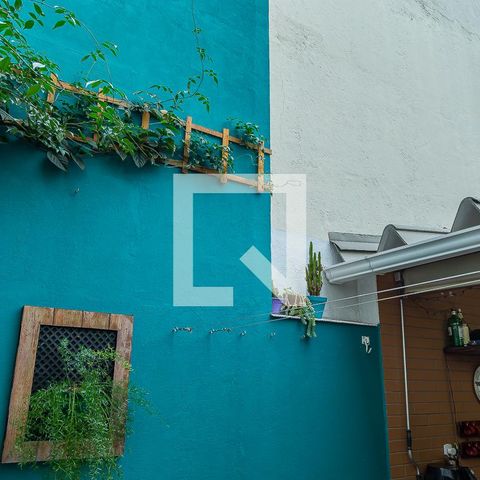 Casa à venda com 157m², 3 quartos e 2 vagas Casa à venda com 157m², 3 quartos e 2 vagasQuintal