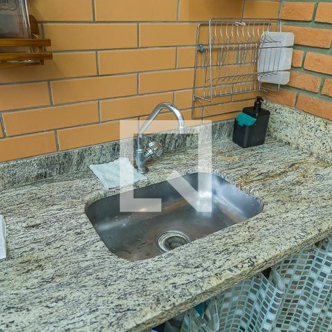 Casa à venda com 157m², 3 quartos e 2 vagas Casa à venda com 157m², 3 quartos e 2 vagasQuintal - Pia