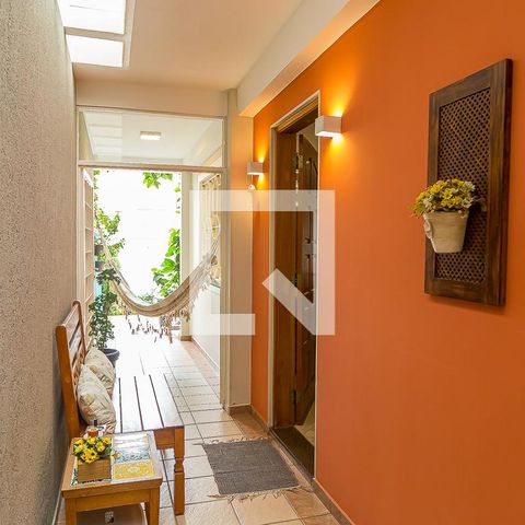 Casa à venda com 157m², 3 quartos e 2 vagas Casa à venda com 157m², 3 quartos e 2 vagasCorredor Externo