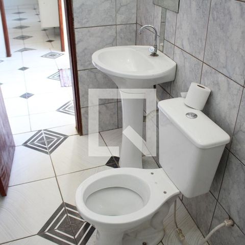 Casa à venda com 70m², 4 quartos e sem vagaBanheiro