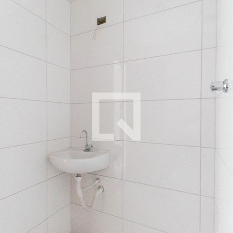 Apartamento à venda com 34m², 2 quartos e sem vagaBanheiro