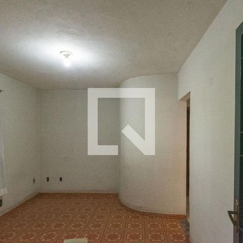 Casa à venda com 134m², 3 quartos e 2 vagas Casa à venda com 134m², 3 quartos e 2 vagas Sala