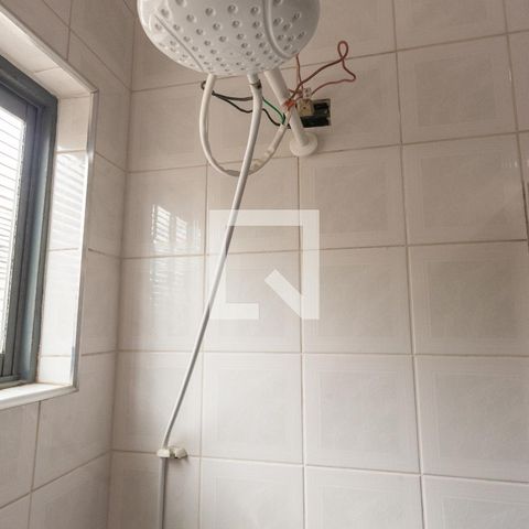Casa à venda com 134m², 3 quartos e 2 vagas Casa à venda com 134m², 3 quartos e 2 vagasCasa 2 - Banheiro