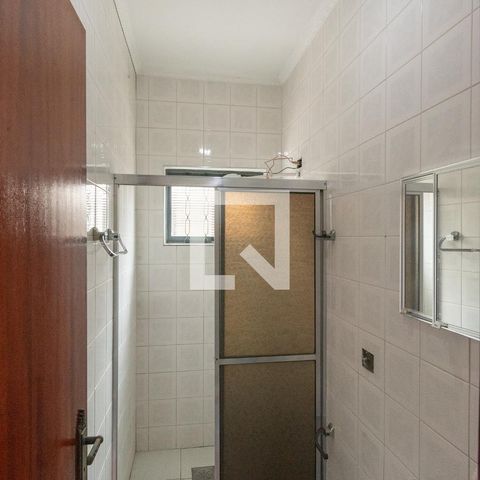 Casa à venda com 134m², 3 quartos e 2 vagas Casa à venda com 134m², 3 quartos e 2 vagasCasa 2 - Banheiro