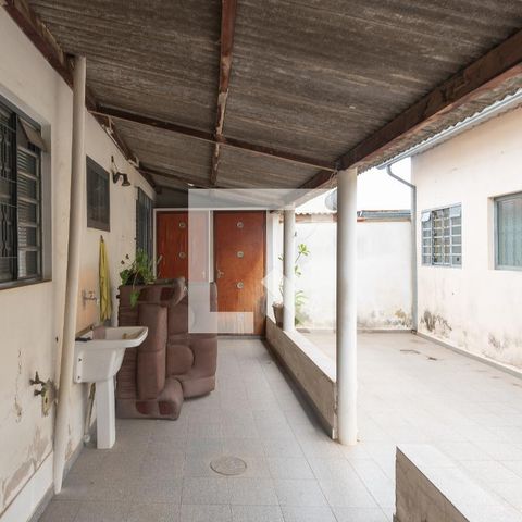 Casa à venda com 134m², 3 quartos e 2 vagas Casa à venda com 134m², 3 quartos e 2 vagasÁrea de Serviço