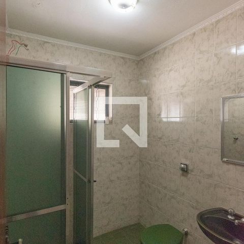 Casa à venda com 134m², 3 quartos e 2 vagas Casa à venda com 134m², 3 quartos e 2 vagasBanheiro