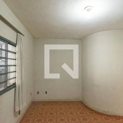 Casa à venda com 134m², 3 quartos e 2 vagas Casa à venda com 134m², 3 quartos e 2 vagas Sala
