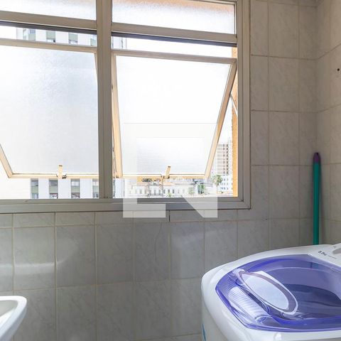 Studio à venda com 48m², 1 quarto e 1 vaga Studio à venda com 48m², 1 quarto e 1 vagaÁrea de serviço