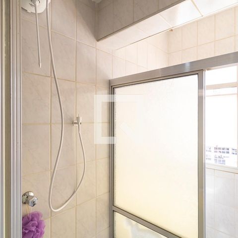 Studio à venda com 48m², 1 quarto e 1 vaga Studio à venda com 48m², 1 quarto e 1 vagaBanheiro