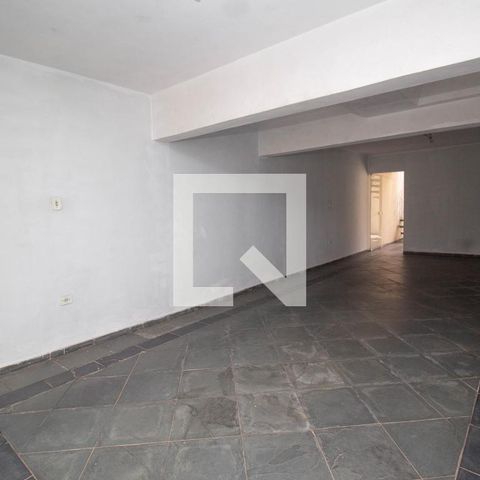 Casa à venda com 126m², 2 quartos e 3 vagas Casa à venda com 126m², 2 quartos e 3 vagasGaragem