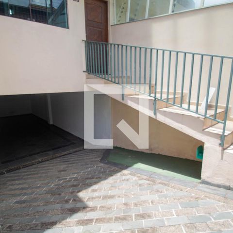 Casa à venda com 126m², 2 quartos e 3 vagas Casa à venda com 126m², 2 quartos e 3 vagasGaragem