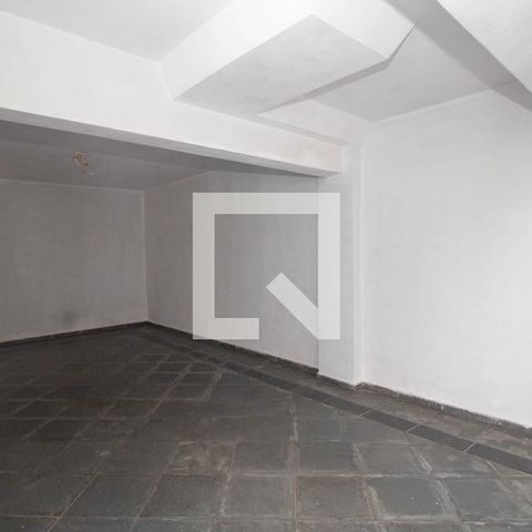 Casa à venda com 126m², 2 quartos e 3 vagas Casa à venda com 126m², 2 quartos e 3 vagasGaragem