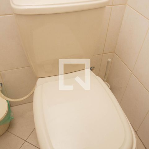 Casa à venda com 126m², 2 quartos e 3 vagas Casa à venda com 126m², 2 quartos e 3 vagasLavabo