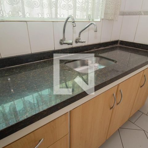 Casa à venda com 126m², 2 quartos e 3 vagas Casa à venda com 126m², 2 quartos e 3 vagasCozinha