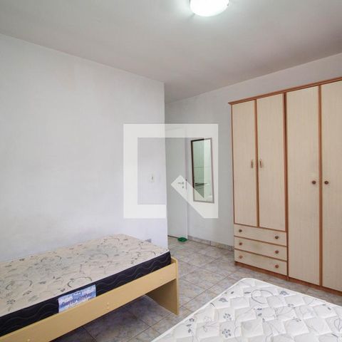 Casa à venda com 126m², 2 quartos e 3 vagas Casa à venda com 126m², 2 quartos e 3 vagasQuarto 1 - Suíte