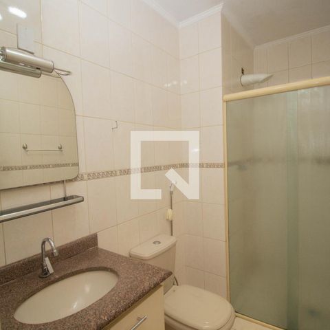 Casa à venda com 126m², 2 quartos e 3 vagas Casa à venda com 126m², 2 quartos e 3 vagasBanheiro da Suíte 2