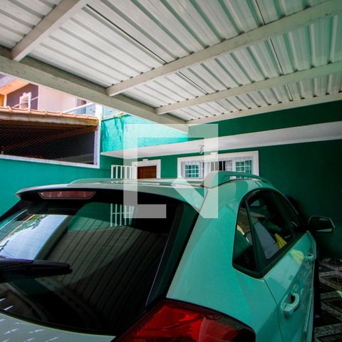 Casa à venda com 72m², 4 quartos e 2 vagas Casa à venda com 72m², 4 quartos e 2 vagasGaragem