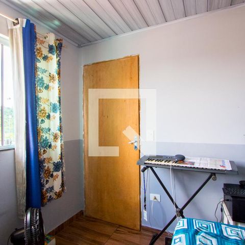 Casa à venda com 72m², 4 quartos e 2 vagas Casa à venda com 72m², 4 quartos e 2 vagasQuarto 3