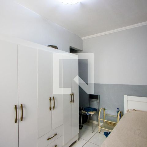 Casa à venda com 72m², 4 quartos e 2 vagas Casa à venda com 72m², 4 quartos e 2 vagasQuarto 2