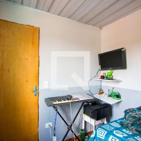 Casa à venda com 72m², 4 quartos e 2 vagas Casa à venda com 72m², 4 quartos e 2 vagasQuarto 3