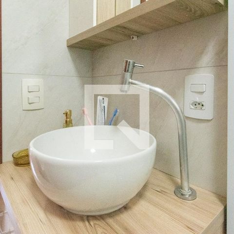 Apartamento à venda com 70m², 2 quartos e 1 vaga Apartamento à venda com 70m², 2 quartos e 1 vagaBanheiro