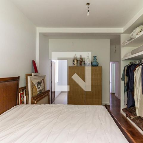 Casa à venda com 400m², 3 quartos e 10 vagas Casa à venda com 400m², 3 quartos e 10 vagasQuarto da Suíte 2