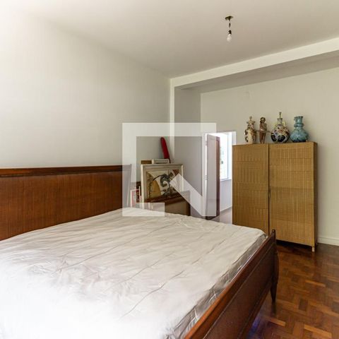 Casa à venda com 400m², 3 quartos e 10 vagas Casa à venda com 400m², 3 quartos e 10 vagasQuarto da Suíte 2