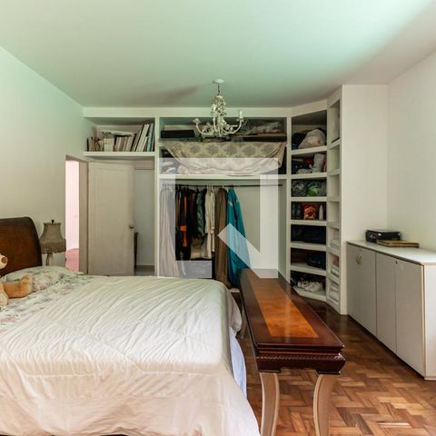 Casa à venda com 400m², 3 quartos e 10 vagas Casa à venda com 400m², 3 quartos e 10 vagasQuarto da Suíte 1