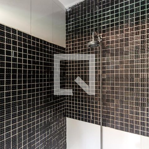 Casa à venda com 400m², 3 quartos e 10 vagas Casa à venda com 400m², 3 quartos e 10 vagasBanheiro da Suíte 3