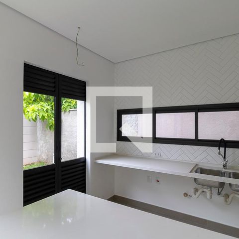 Casa de condomínio à venda com 138m², 3 quartos e 2 vagasCozinha